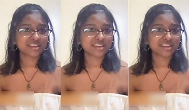 Sexy Tamil Girl Showing Masturbating Hard Pussy With BF