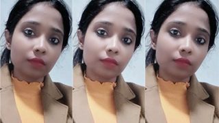 Desi Girl Showing Her Boobs & Pussy Masturbating With BF