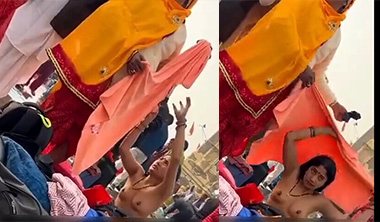 Sexy Bhabhi Bath Outdoor Changing Clothes Recorded Viral